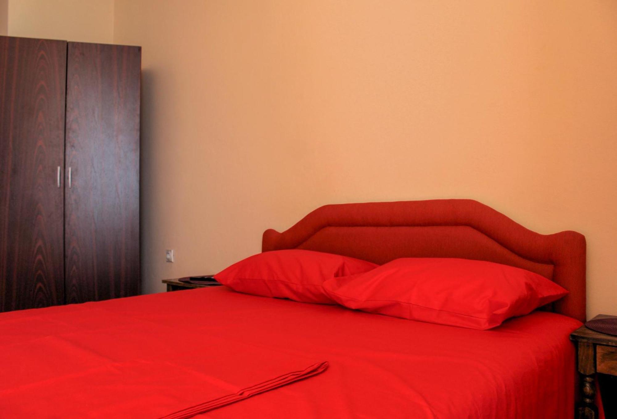 Apartments Olga Ulcinj Buitenkant foto