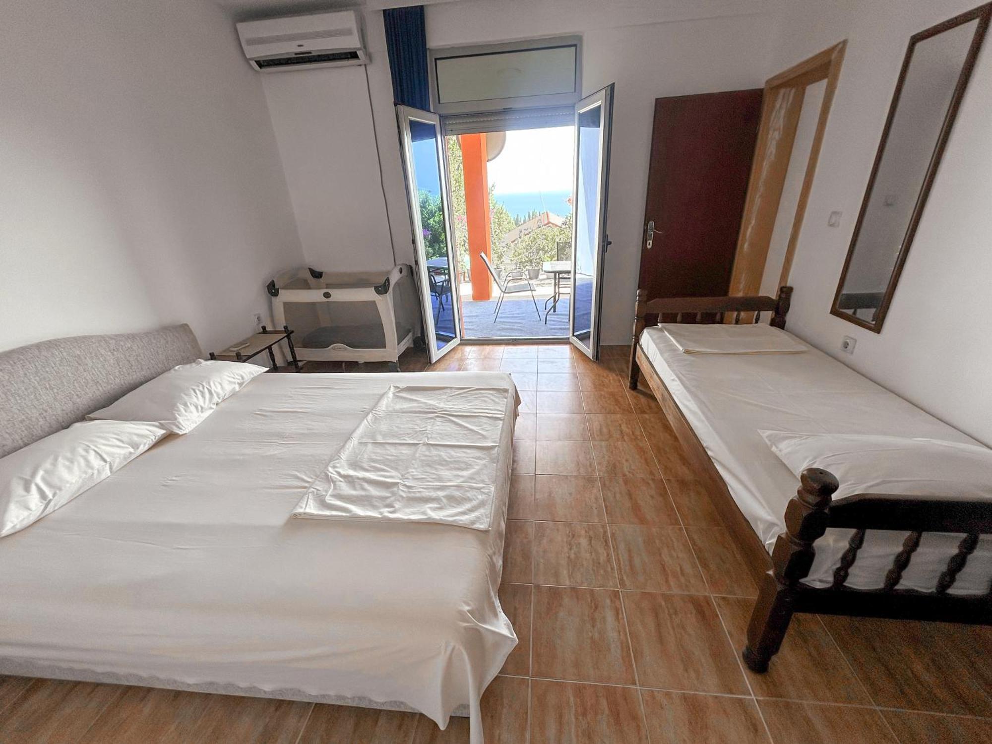 Apartments Olga Ulcinj Buitenkant foto